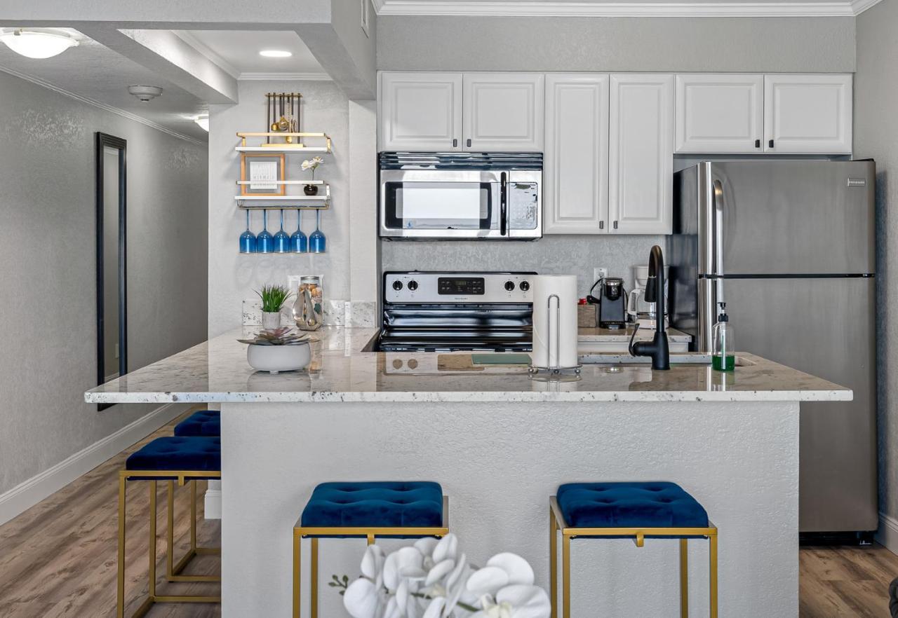 Villa Wake Up To The Ocean Breeze - Enjoy Amazing Views Tampa Exterior foto